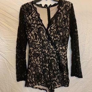 Blu Pepper Lace Romper